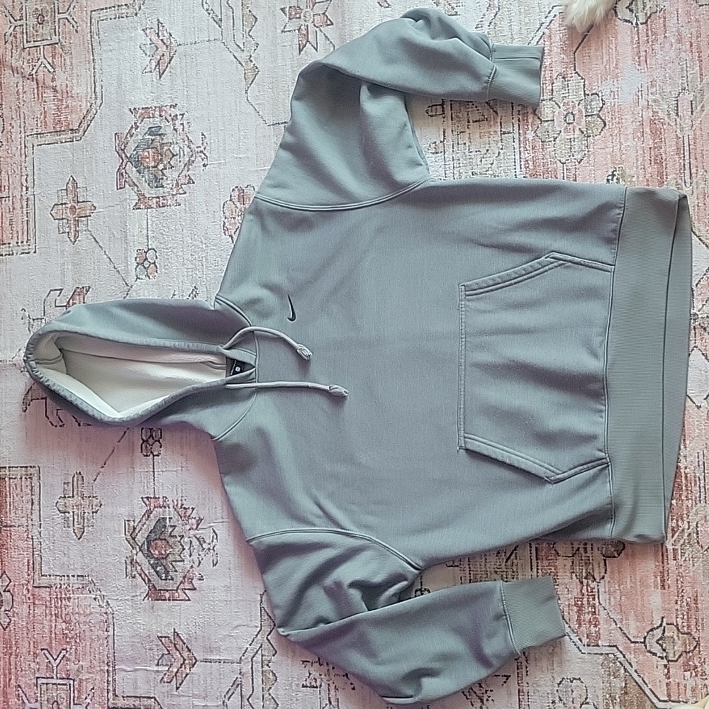 Nike dri-fit sweatshirt XS